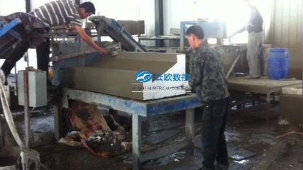 EPS泡沫线条刮浆设备